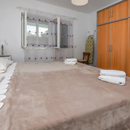 Iskra Apartman